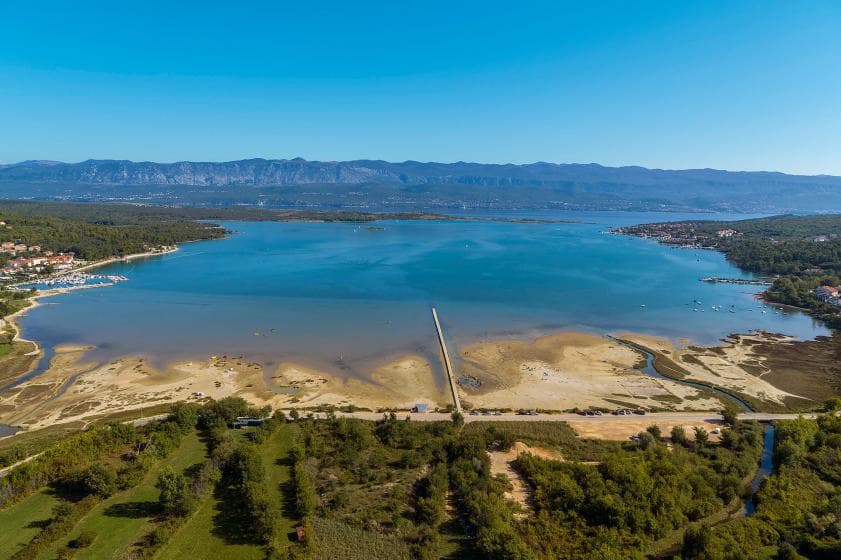 Meline Beach with therapeutic mud