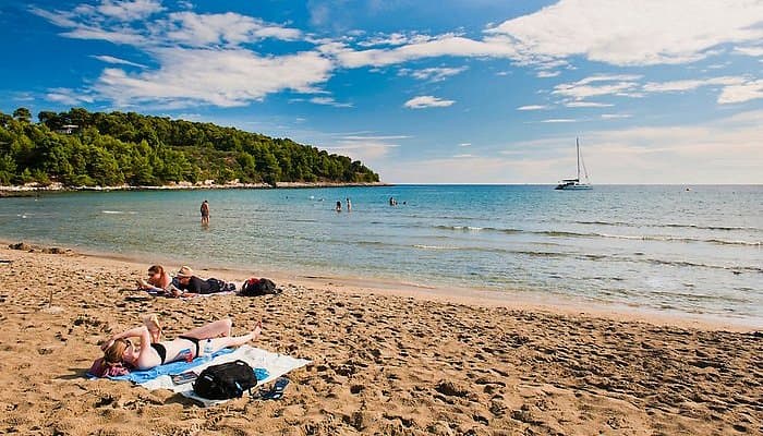 Vela Przina sandy beach in Lumbarda, one of the best beaches in Korčula